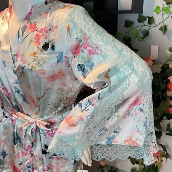 In Bloom Eloise Floral Lace-Trim satiny Robe‎ Size XL RefI014 - Picture 6 of 15